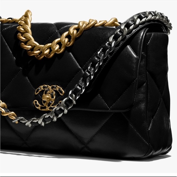 Chanel 19 flap small gold with chip new 22 season - Picture 2 of 9